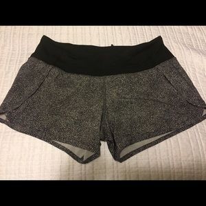 Lululemon Run Times shorts size 4